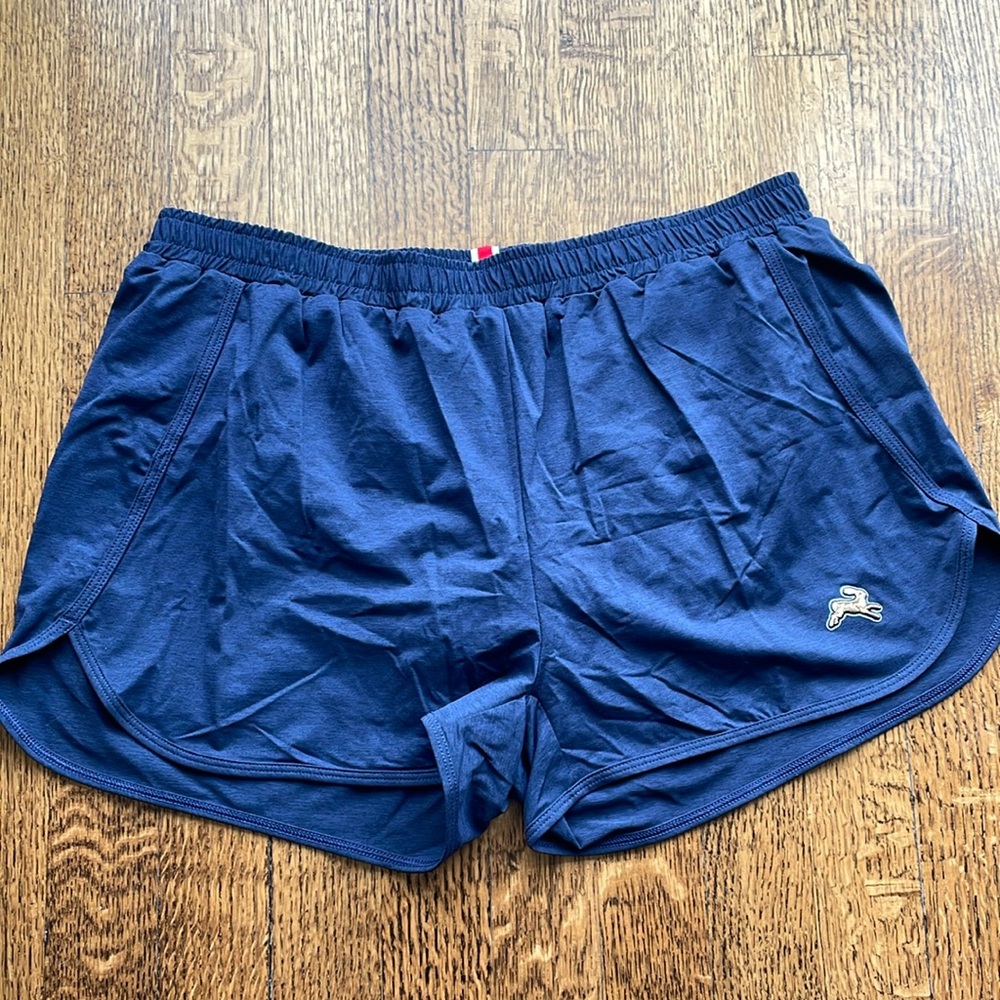 Tracksmith Women’s Shorts NWOT Size M